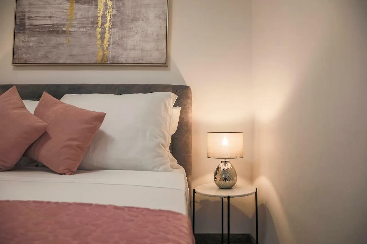 Apartment Dominik Apartman Hotel Split Croatia
